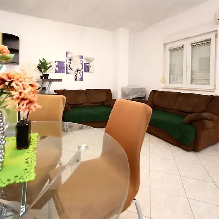 Marco 2 Apartment