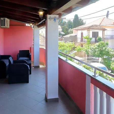 Apartment Marco 2 *