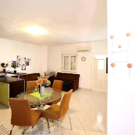Marco 2 Apartment Bibinje