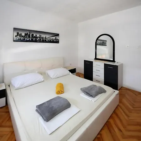 Marco 2 Apartment Bibinje